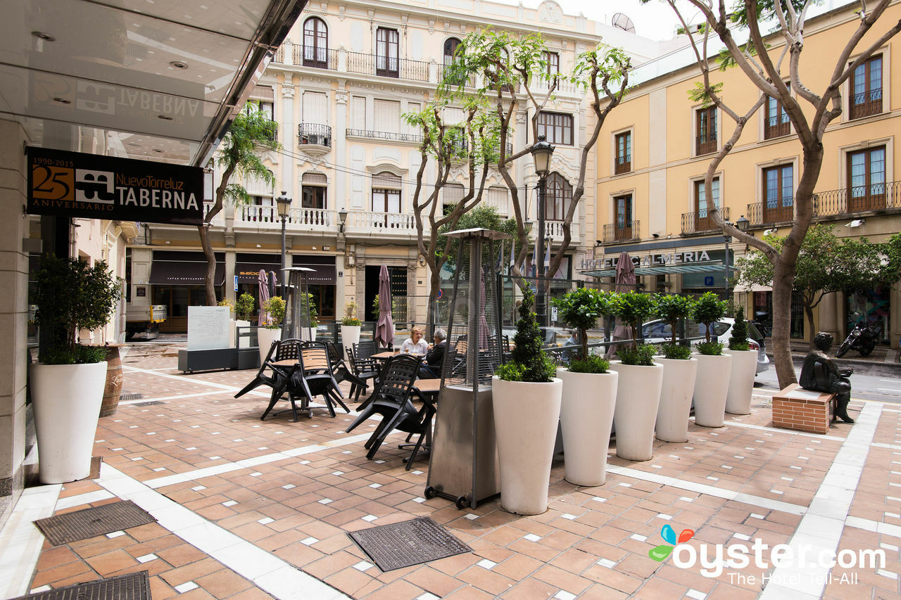 Nuevo Torreluz Hotel